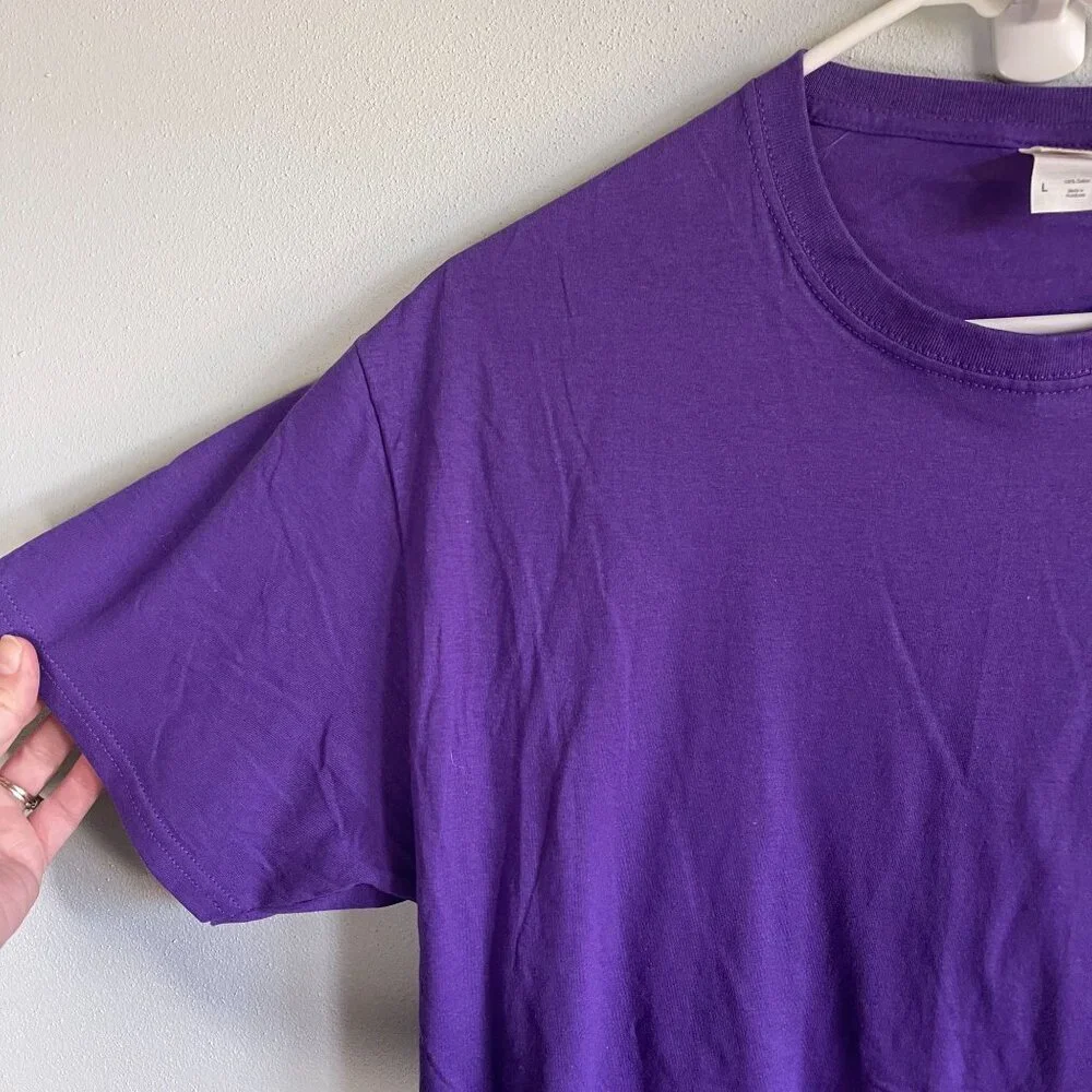 NWOT Fruit of the Loom HD Mens Purple Short Sleeve Crew Neck 100% Cotton T-Shirt